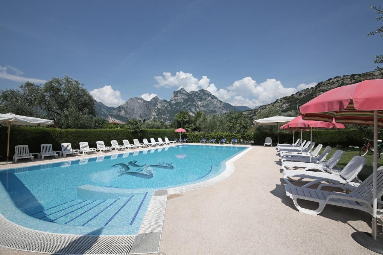 Hotel Villa Verde Torbole Sul Garda Extérieur photo