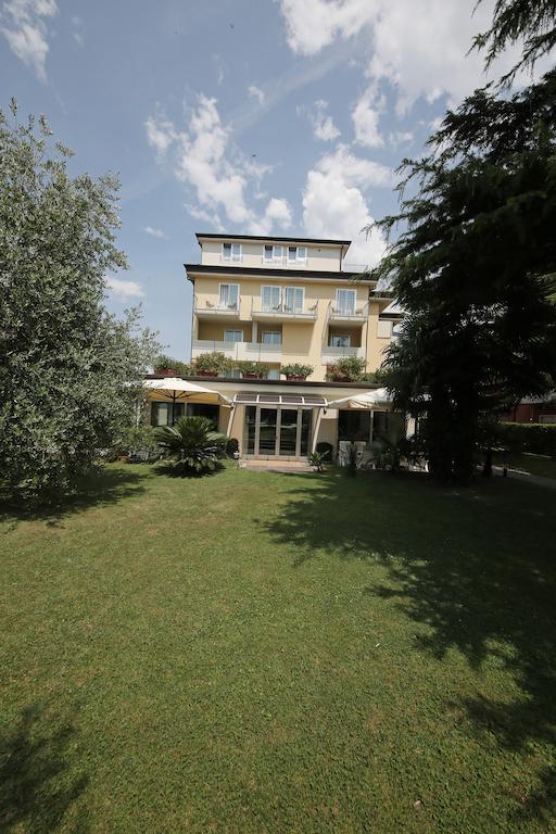 Hotel Villa Verde Torbole Sul Garda Extérieur photo