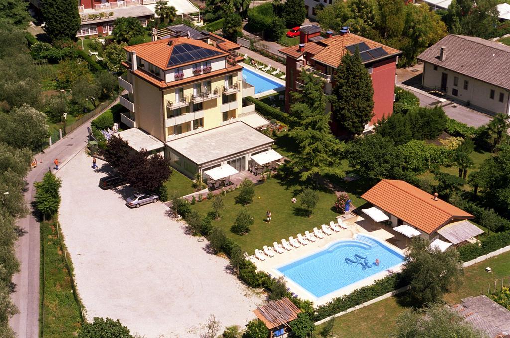 Hotel Villa Verde Torbole Sul Garda Extérieur photo