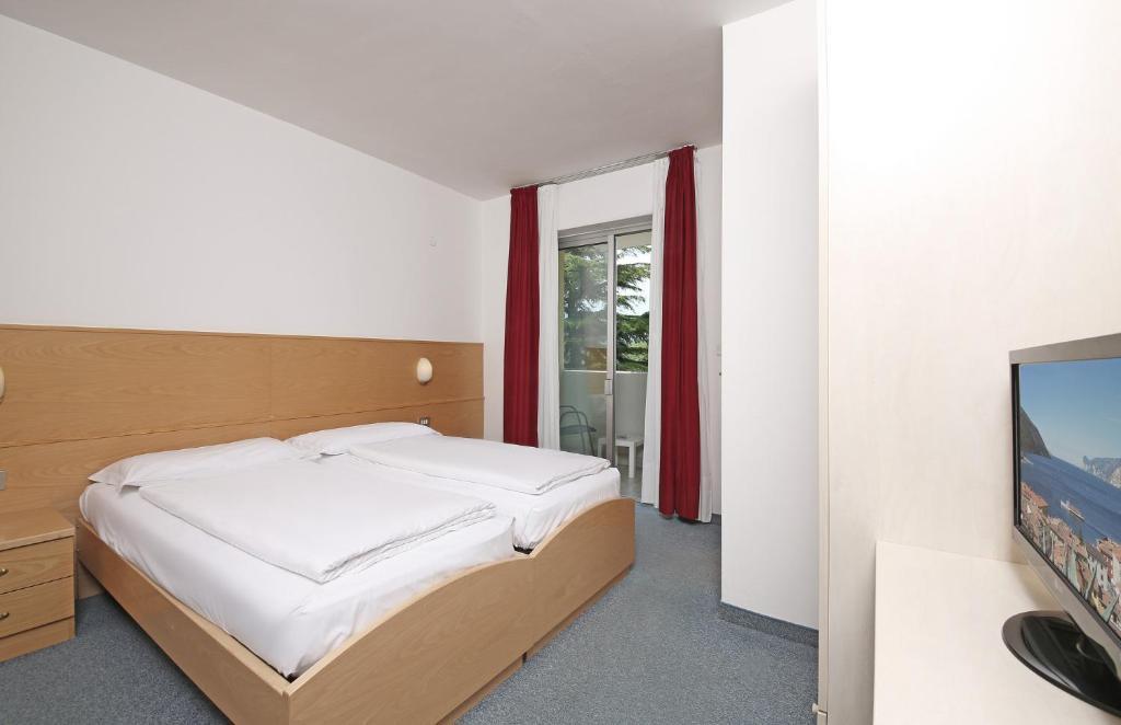 Hotel Villa Verde Torbole Sul Garda Extérieur photo