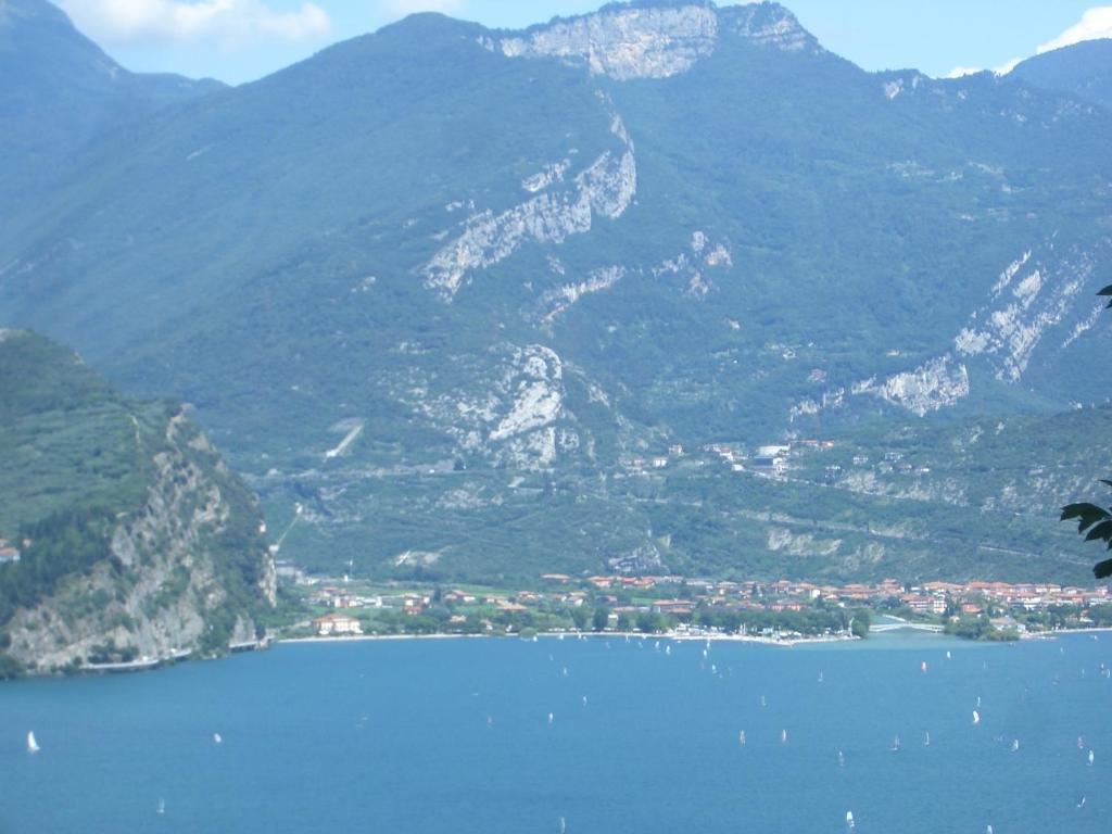 Hotel Villa Verde Torbole Sul Garda Extérieur photo